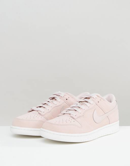 Nike dunk low trainers hotsell in pink