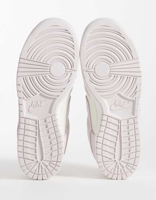Nike Dunk Low trainers in white and pink, 5 of 5