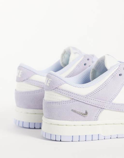 Nike Dunk sneakers in paars en wit, 2 van 5