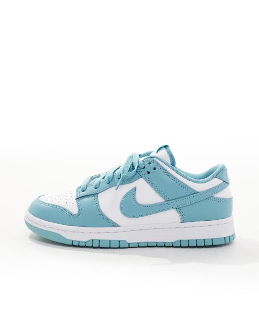 Nike bianche baffo blu best sale