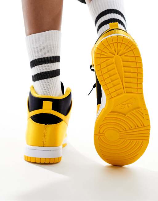 Nike Dunk Twist High trainers in black and gold , 5 of 5