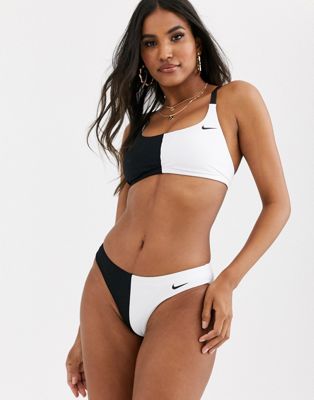 Nike – Edge – Bikiniöverdel med v-ringad rygg-Svart