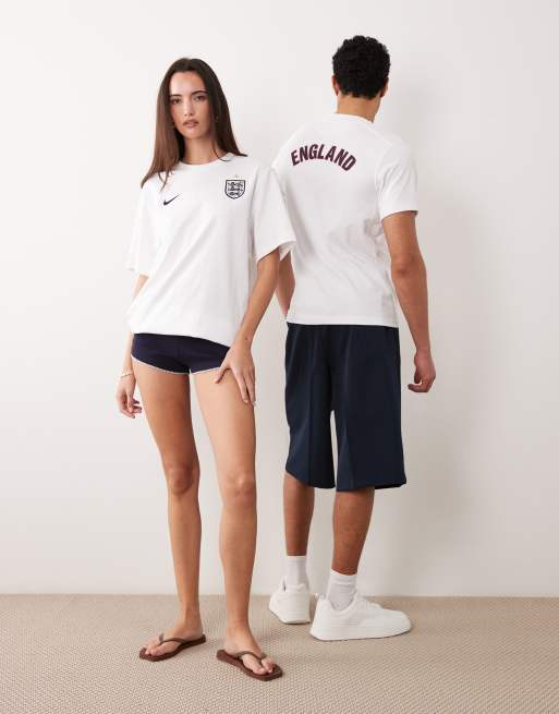 Nike England World Cup 26 Crest logo t-shirt in white, 2 of 4