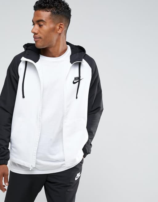 Survetement nike homme noir hotsell et blanc