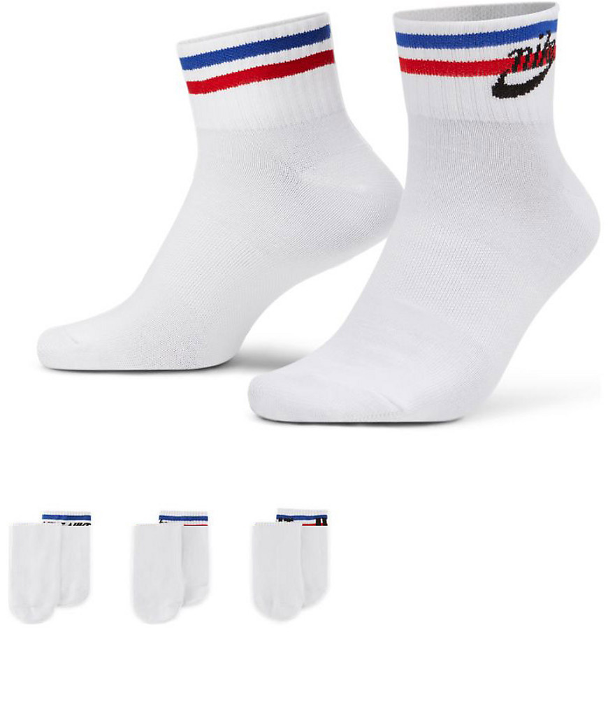 Nike Essential 3 pack ankle socks in white