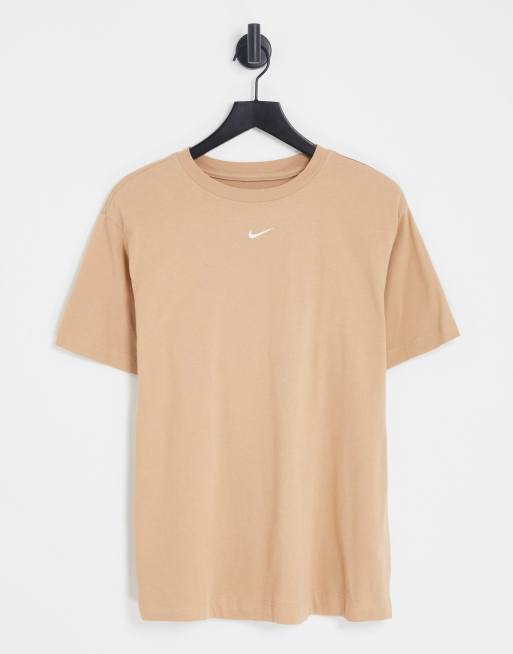 Arne Raum Lada nike t shirt beige Schmetterling Gezwungen Ball
