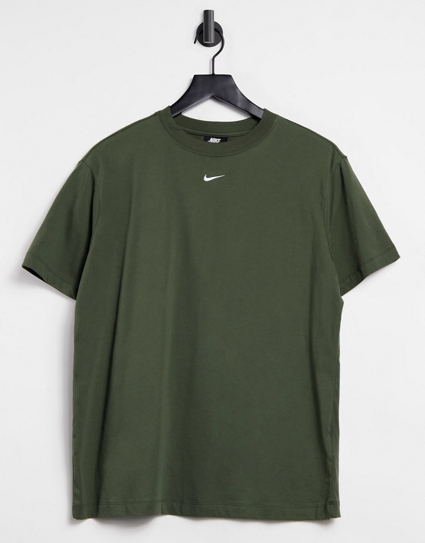 Nike mini swoosh boyfriend t-shirt in khaki-Green