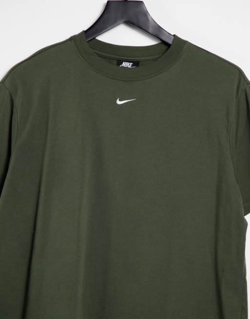 Karu rekrut odciskać się nike essential boyfriend t shirt green rolka powolny Kołysanki