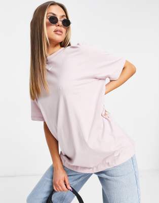Nike essential boyfriend t-shirt in 