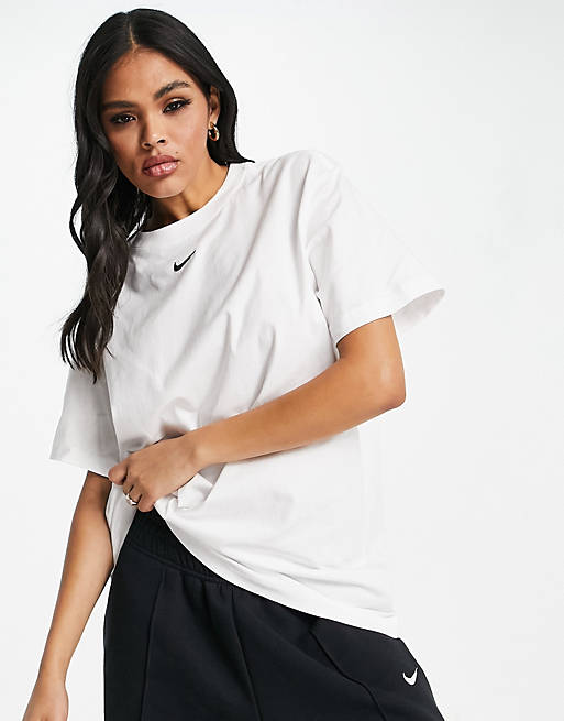 Lirio por otra parte, Telemacos Nike essential boyfriend t-shirt in white | ASOS