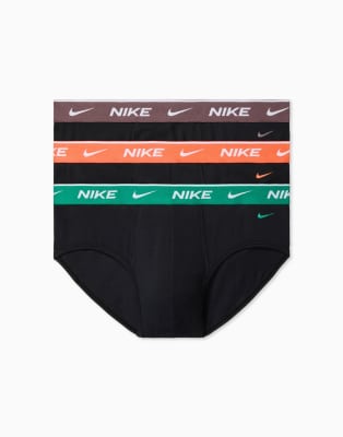 Nike Essential Cotton 3 Pack Briefs In Black