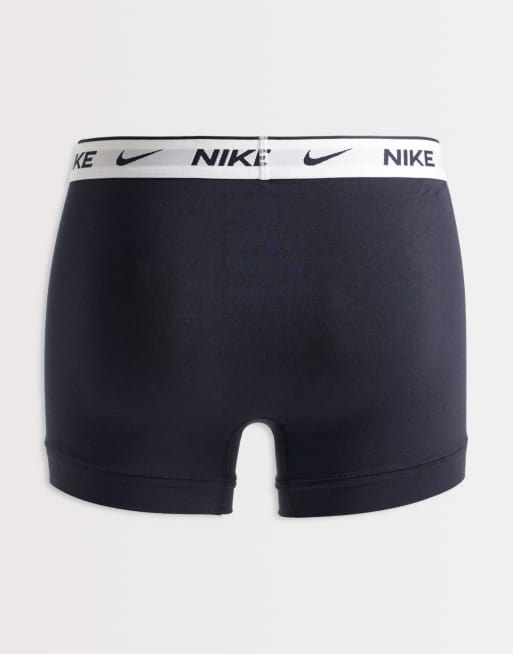 Nike - Essential Cotton Stretch - Set van 3 boxershorts in zwart met witte taillebanden, 2 van 3
