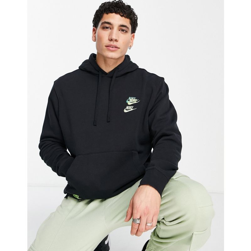 Nike – Essential – Fleece-Kapuzenpullover mit mehreren Logos in Schwarz 