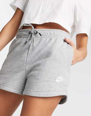 nike essential fleece shorts