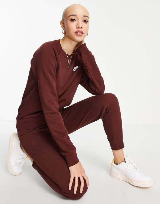 Nike essential fleece sweatshirt in burgundy ASOS