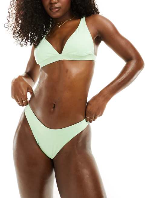 Nike – Essential – Grön bikiniunderdel med hög benskärning