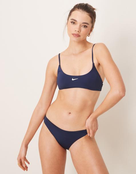 Nike – Essential – Marinblått bikiniset med bralette-modell - view 1
