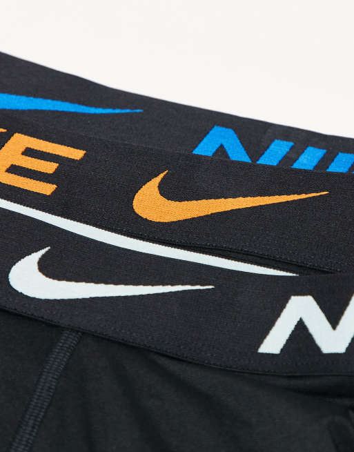 Nike - Essential Microfibre - Set van 3 boxershorts in zwart met gekleurd logo op taillebanden, 3 van 3