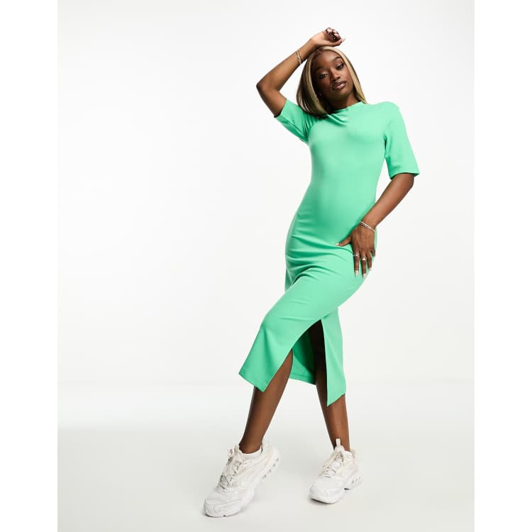 Nike Sportswear Essential Women's Ribbed Dress (Plus Size).