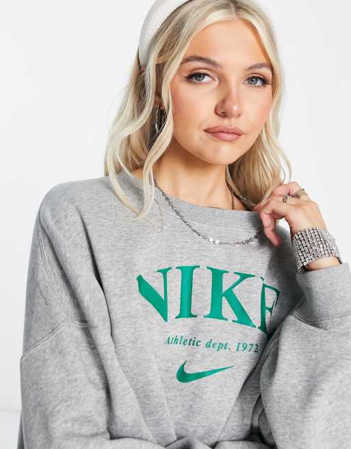 nike retro sweatshirt womens