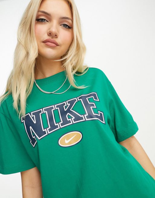 Vintage nike t shirt hot sale women's