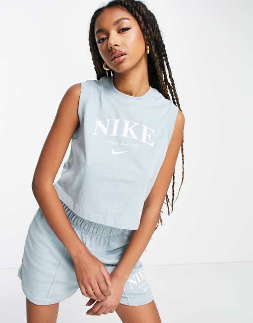 Nike essential 2025 tank top