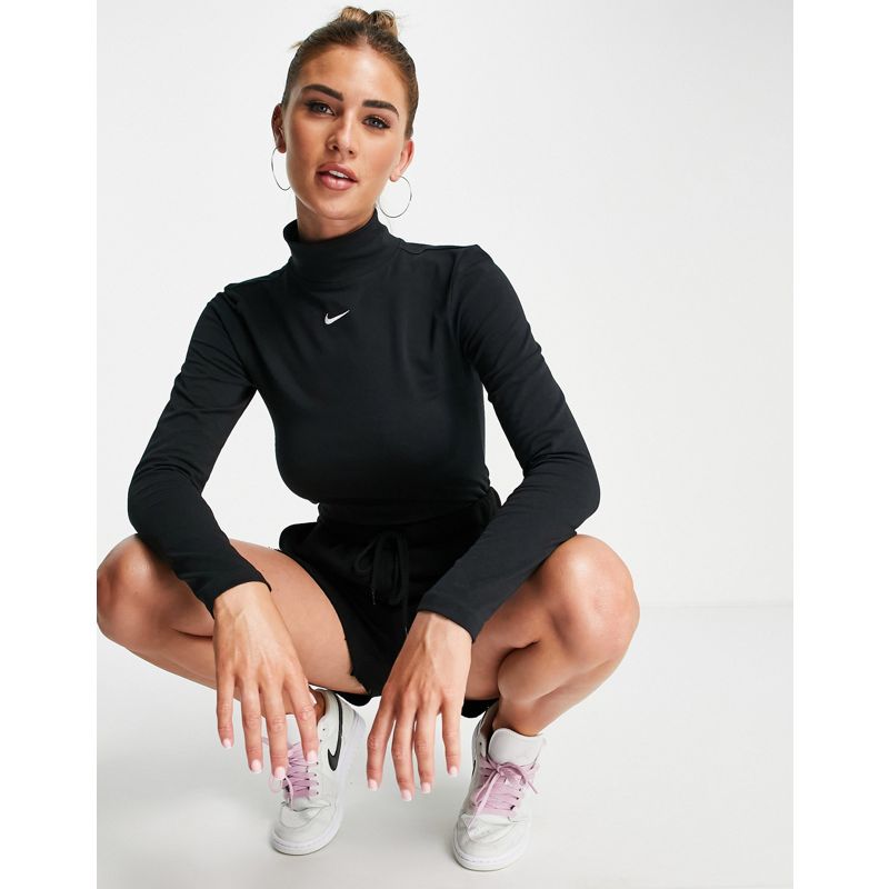Activewear Top Nike - Essential - T-shirt a maniche lunghe con collo a lupetto, colore nero