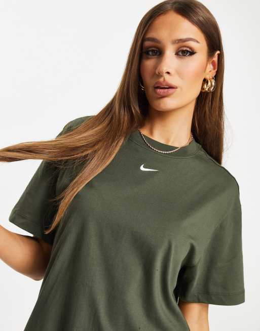 Khaki on sale nike tshirt