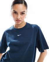 Nike Phoenix logo T-shirt in light purple | ASOS