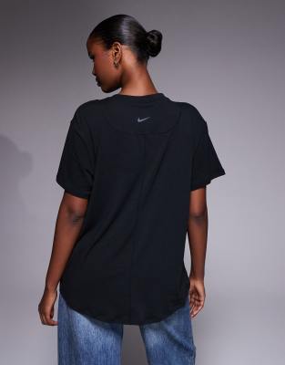 Nike - Essential - T-shirt oversize - Noir | ASOS