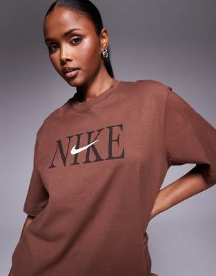 Nike Essentials Boxy Fit T-shirt In Brown
