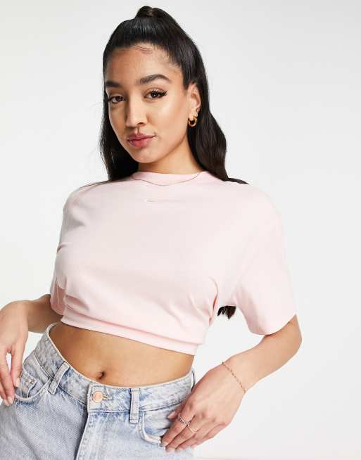 Nike Essentials boyfriend T-shirt in pink | ASOS