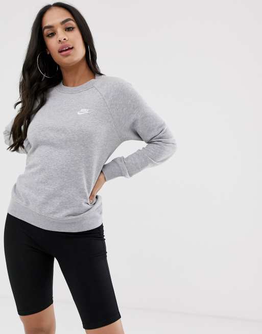 Womens grey nike discount crewneck