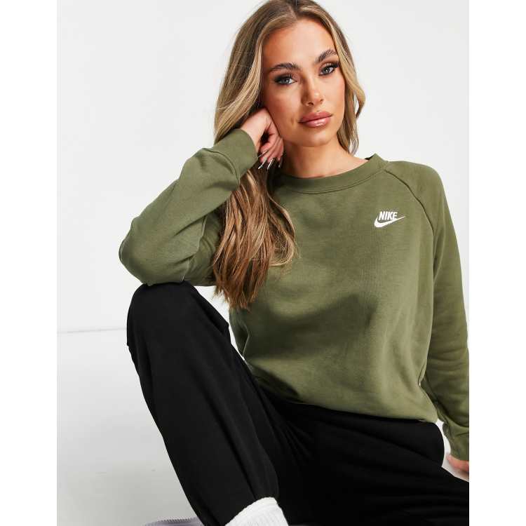 Green nike crew neck hot sale