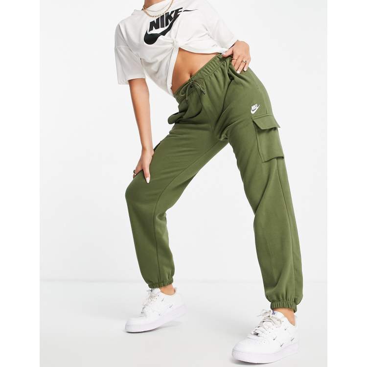 nike cargo sweats