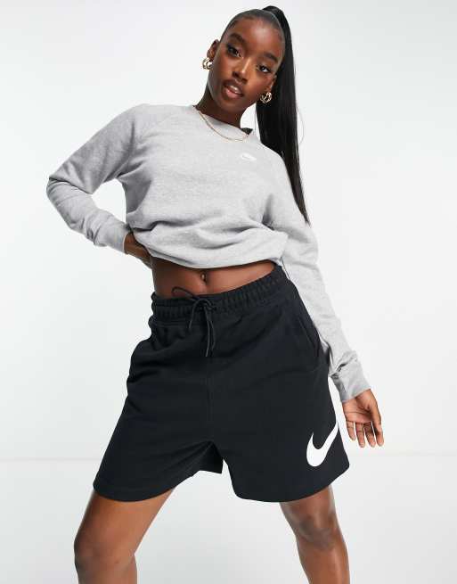 Nike – Essentials – Grå sweatshirt med rund halsringning, 4 av 4