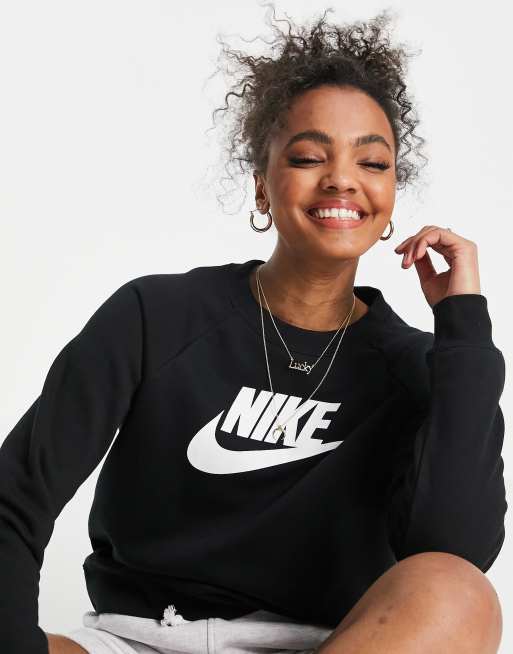 Black nike 2025 essential crew sweatshirt