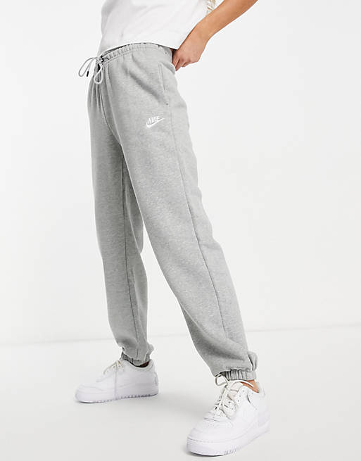 Nike essentials loose fit sweatpant in gray | ASOS