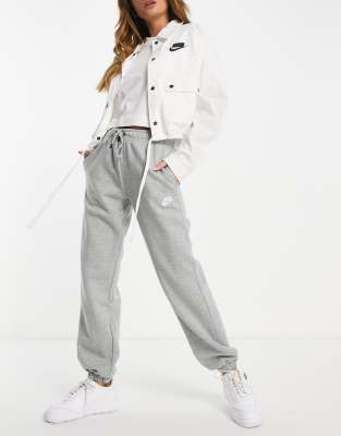 women's relaxed fit sweatpants