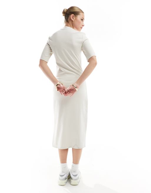Nike Essentials midi dress in cream, 3 of 4