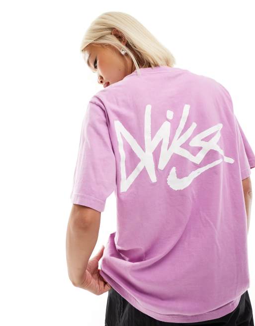 Pink nike sale graphic tee