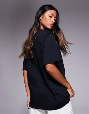 Nike Essentials Oversized T-shirt In Black