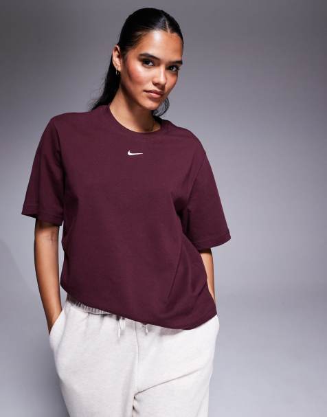 Nike Essentials oversized T-shirt in burgundy - view 1