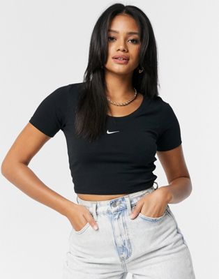 Nike essentials short sleeve crop top 