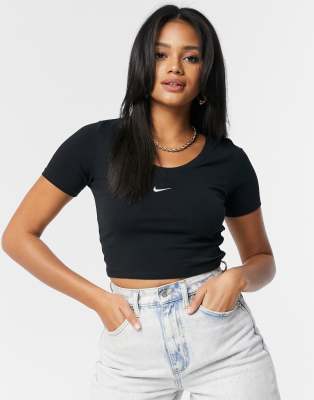 black nike crop top