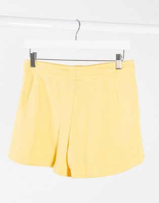yellow shorts nike