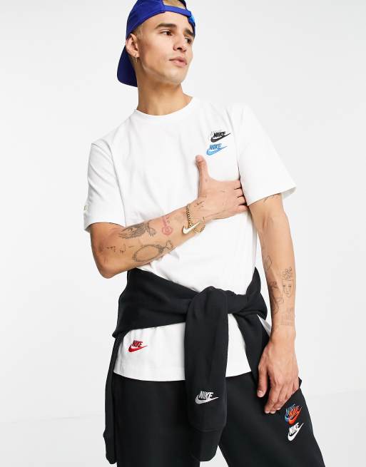 tee shirt nike plusieurs logo