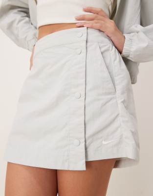 Nike Essentials Woven Skort