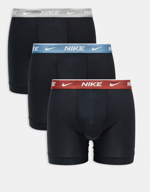 Nike - Everyday Cotton - Confezione da 3 boxer aderenti elasticizzati in cotone neri con fascia in vita a contrasto