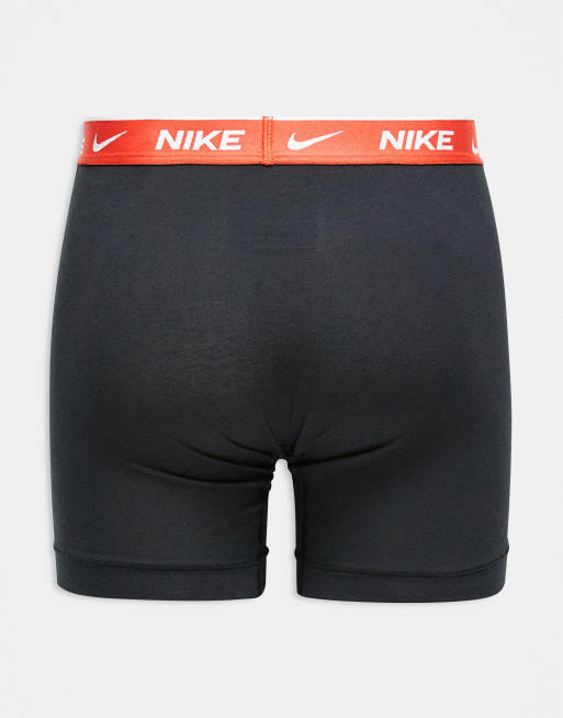 Nike Everyday Cotton Stretch 3 pack boxer briefs in black with